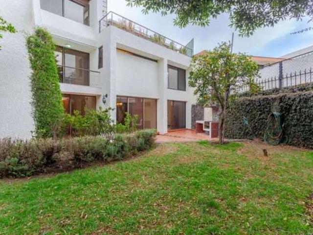 Hermosa residencia impecable en fracc Privado