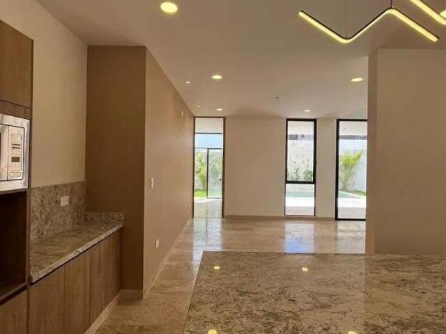 HERMOSA RESIDENCIA NUEVA EN VENTA EN MERIDA YUCATAN