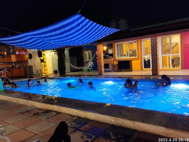 ¡Hermosa y amplia casa con alberca climatizada