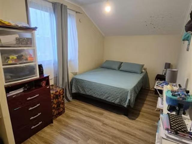 Hermosa y amplia casa en excelente sector | 3 dormitorios por 74000. 00 en Talca