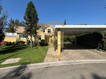 HERMOSA Y AMPLIA CASA EN SANTA ELENA DE CHICUREO