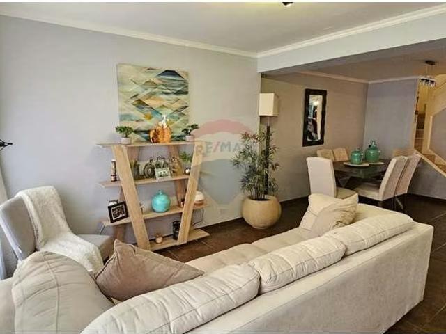 Hermosa y amplia casa en parque ingles | 5 Dormitorios por 8900.00 en Antofagasta