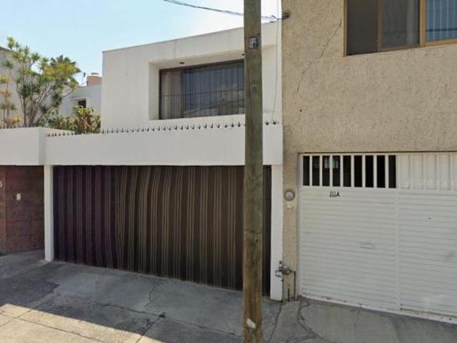 HERMOSA Y AMPLIA CASA EN VENTA UBICADA EN LEON DE LOS ADALMA, GUANAJUATO