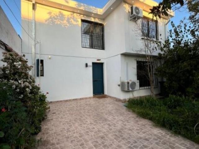 HERMOSA Y AMPLIA CASA SE ARRIENDA