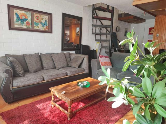 Hermosa y hogareña casa busca dueño