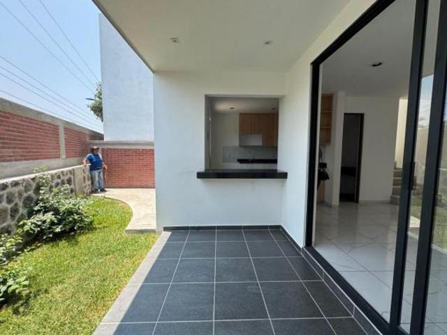 Hermosas casas en preventa en condominio con alberca, ubicadas en Lomas de Jiutepec
