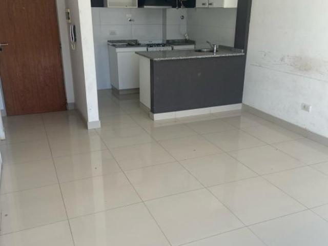 HERMOSO MONOAMBIENTE CENTRICO!