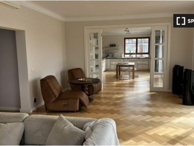 Hermoso apartamento amueblado de alta calidad directamente en Müggelsee en Berlín Friedrichshagen