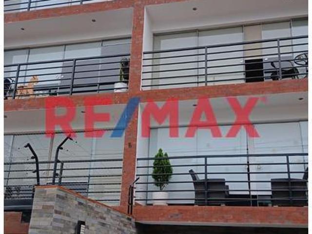 Hermoso Duplex En Venta Frente A Parque Las Gardenias Surco