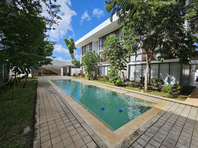 HERMOSO DEPARTAMENTO TOTALMENTE AMUEBLADO Y EQUIPADO EN ZONA COUNTRY