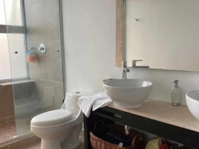HERMOSO DEPARTAMENTO CERCA DEL W. T. C
