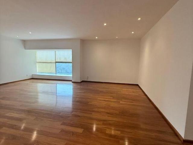 Hermoso departamento con pisos de madera en Residencial Dos Vistas La Loma Santa Fe