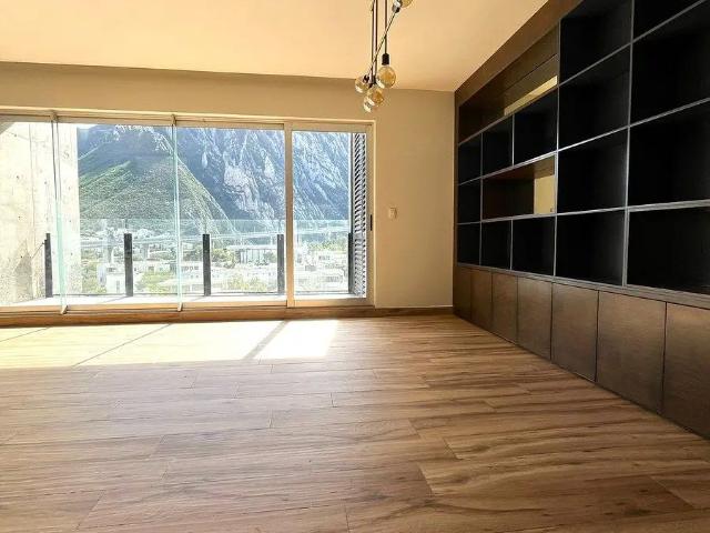 Hermoso departamento de 2 rec 2.5 baños en Las Huastecas
