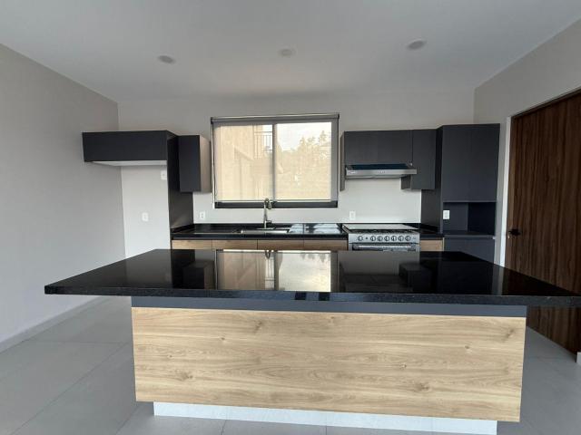 HERMOSO DEPARTAMENTO EN VENTA EN CIUDAD BRISAS!