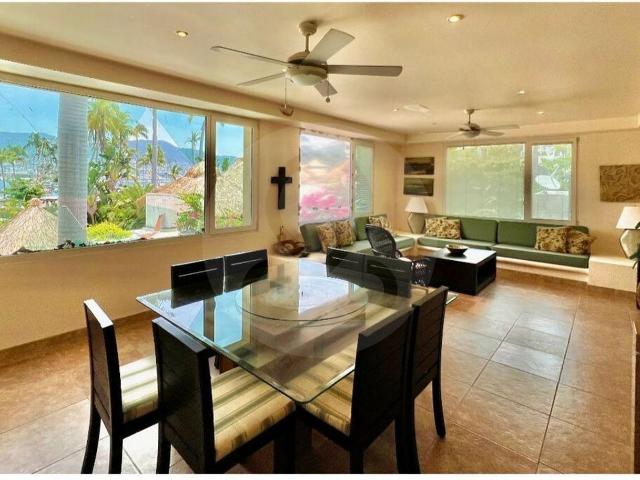 Hermoso Departamento en Venta en Club de Yates de Acapulco