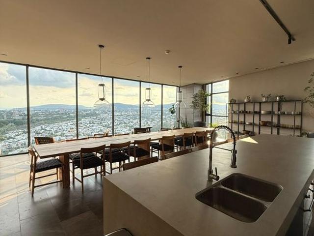 HERMOSO DEPARTAMENTO EN VIA DEL BOSQUE CON EXCELENTE VISTA PANORÁMICA