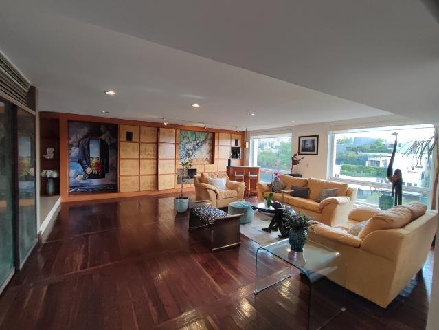 Hermoso departamento en Arbolada Lomas