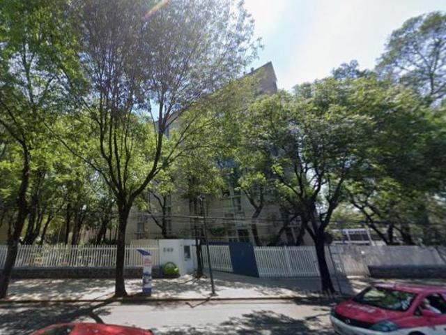 Hermoso departamento sobre una de las avenidas mas importantes de la Ciudad