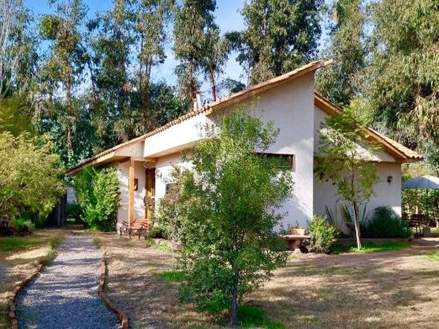 HERMOSO E IDÍLICO AMBIENTE EN ARRIENDO
