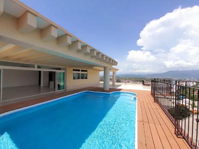 HERMOSO PENTHOUSE CON ALBERCA Y AMPLIA TERRAZA EN PORTO FINO COMPLETAMENTE REMODELADO