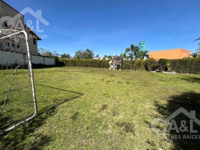 Hermoso Terreno en Venta en Residencial el Lago