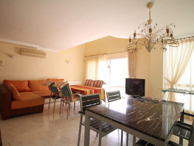 Hermoso triplex con vistas al mar se alquila o vende en Nova. 150m² Santa Ponça