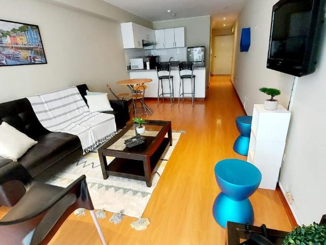 HERMOSO TRIPLEX EN MIRAFLORES DPTO 905