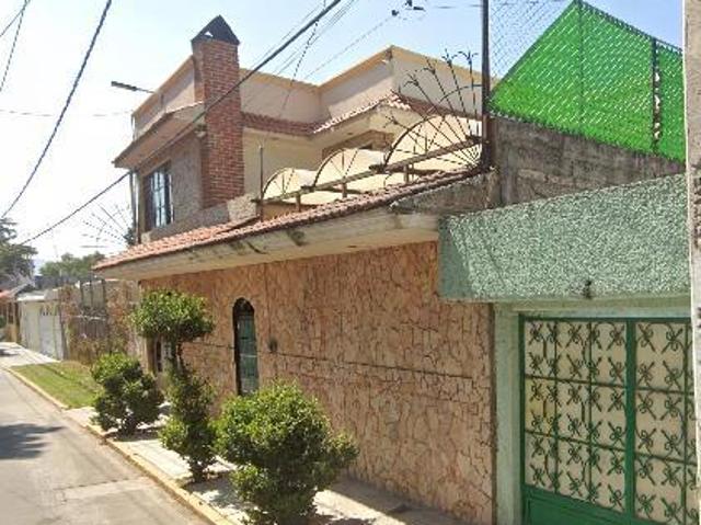 Casa con 5 recámaras en venta por REMATE BANCARIO, 549 m2 superficie de terreno, Ojo de Agua