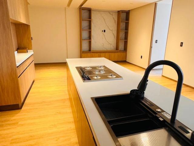 HERMOSO Y EXCLUSIVO DEPARTAMENTO EN ZONA ESMERALDA EN RENTA