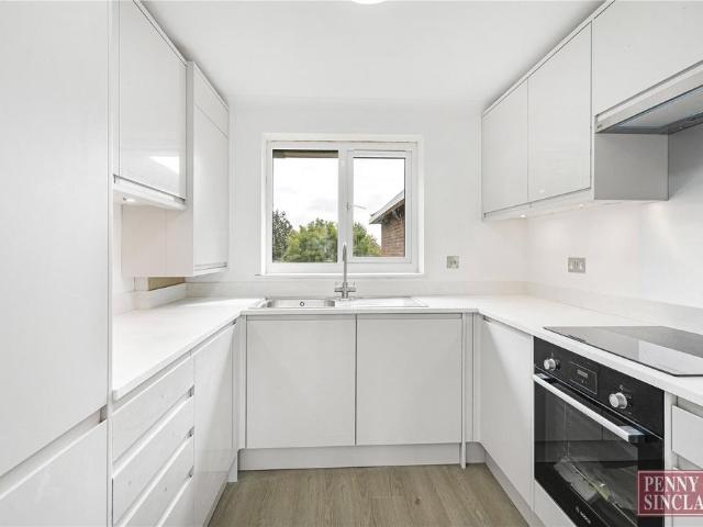 Hernes Road, North Oxford, OX2 3 bed apartment to rent £3,100 pcm £715 pw