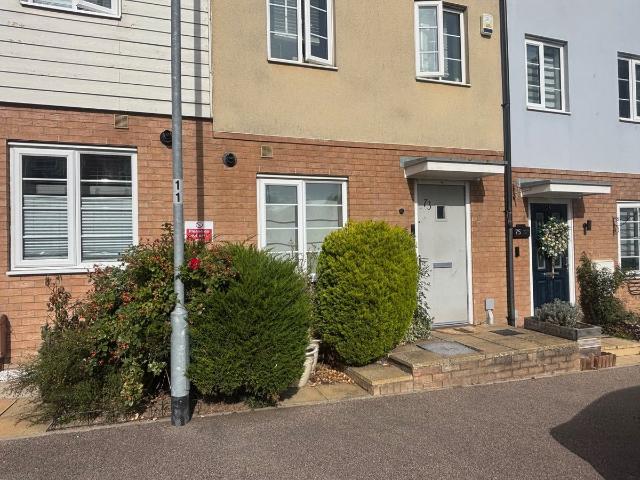 Heron Way, Dovercourt, Harwich CO12, 4 bed terraced house to rent, £1,400 pcm | PrimeLocation