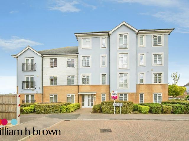 Heron Way, Harwich CO12, 2 bed flat to rent, £975 pcm | PrimeLocation