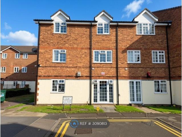 Heron Court, Mitcham CR4, Studio to rent, £1,150 pcm | PrimeLocation