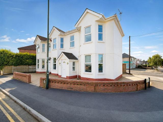 Heron Court Road, Bournemouth BH3, 9 bed semi detached house to rent, £5,000 pcm | PrimeLocation
