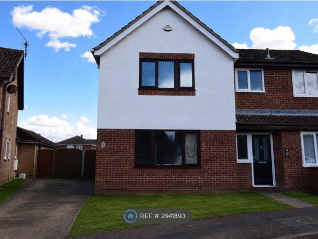 Heron Close, Wellingborough NN8, 3 bed semi detached house to rent, £1,150 pcm | PrimeLocation
