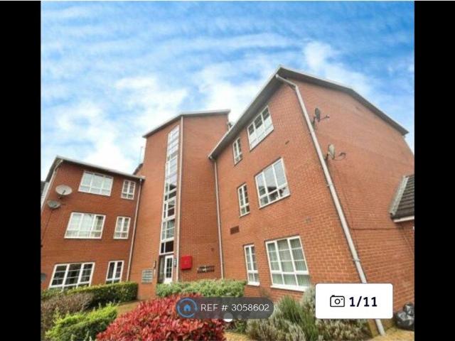 Heron House, Tipton DY4, 2 bed flat to rent, £950 pcm | PrimeLocation