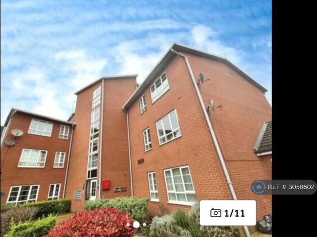 Heron House, Tipton, DY4 2 bed flat to rent £950 pcm £219 pw