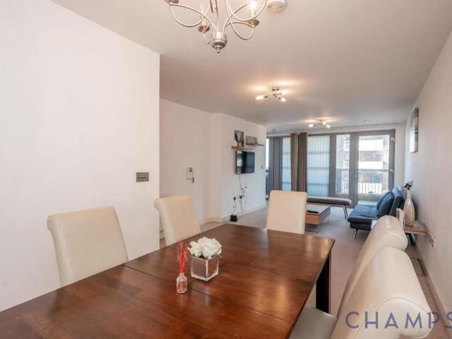 Heron Place, 4 Bramwell Way, London, E16 3 bed flat to rent £2,700 pcm £623 pw