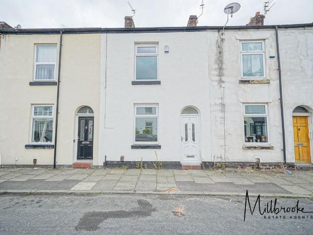 Heron Street, Swinton M27, 2 bed terraced house to rent, £1,025 pcm | PrimeLocation