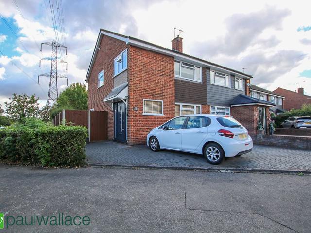 Herongate Road, Cheshunt EN8, 3 bed semi detached house to rent, £1,950 pcm | PrimeLocation