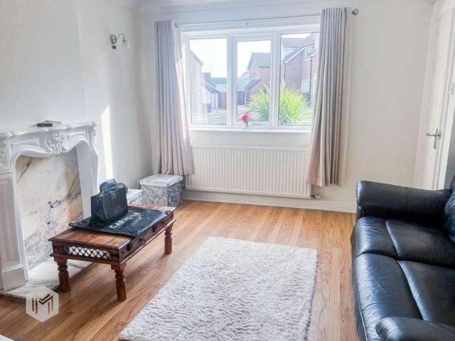 Herons Way, Bolton, BL2