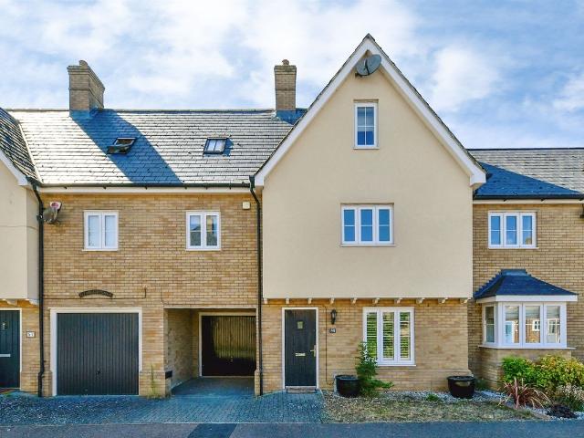 Heronslee, Shefford SG17, 3 bed town house to rent, £1,700 pcm | PrimeLocation