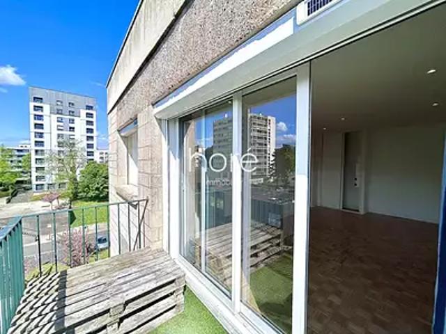 Hérouville Saint Clair 14200 Achat / Vente appartement 2 pièces t2 au dernier étage