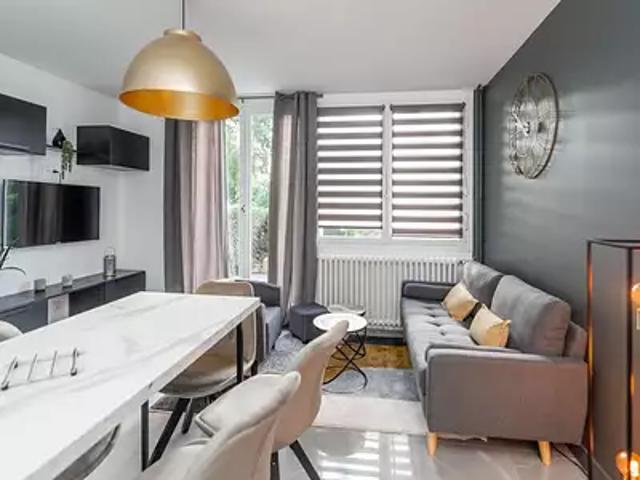 Hérouville Saint Clair 14200 Location maison 7 pièces t7 jardin