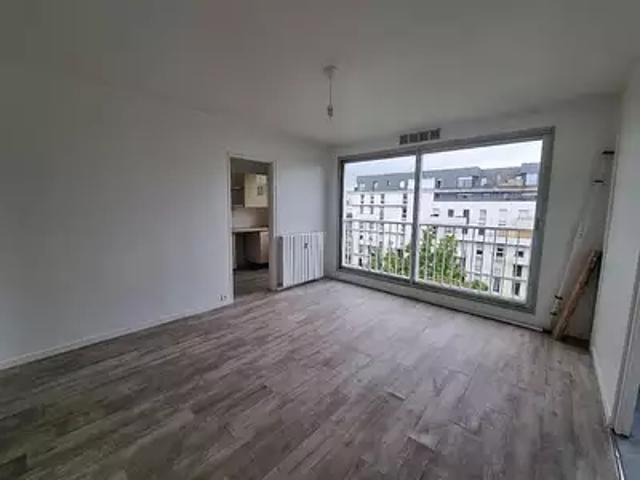 Hérouville Saint Clair 14200 Location appartement 2 pièces t2 au dernier étage cave