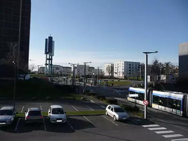 Hérouville Saint Clair 14200 Location appartement 2 pièces t2 au dernier étage cave