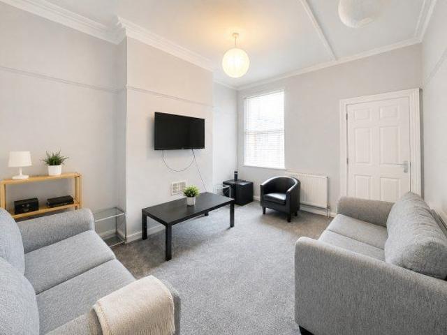 Herrick Road, Loughborough, Leicestershire LE11, 5 bed shared accommodation to rent, £433 pppm | PrimeLocation