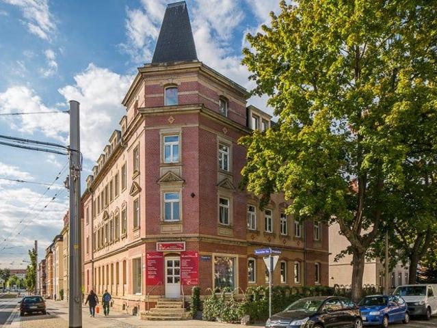 Herrliche 3 Raum Wohnung in Dresden Cotta Bilder folgen!
