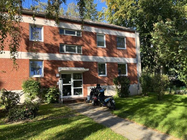 Herrliche 2 Zimmer Wohnung im Erdgeschoss mit Terrasse und Gartenanteil