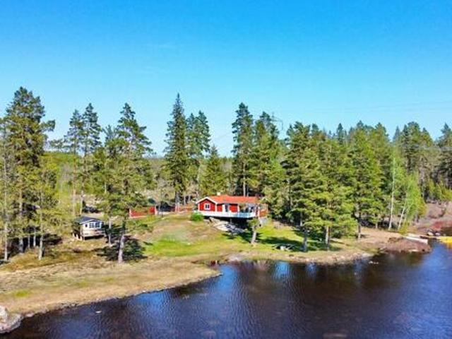 Herrliche Lage direkt am See Haus Bovik. ☀️ Småland, Schweden